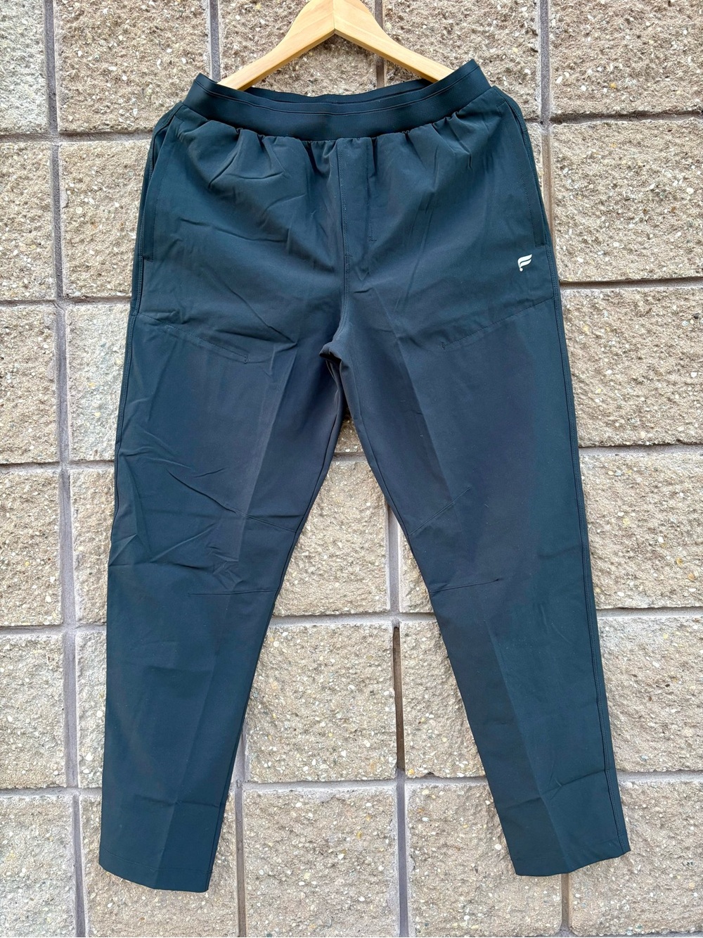 Fabletics Men's Fundamental Pant